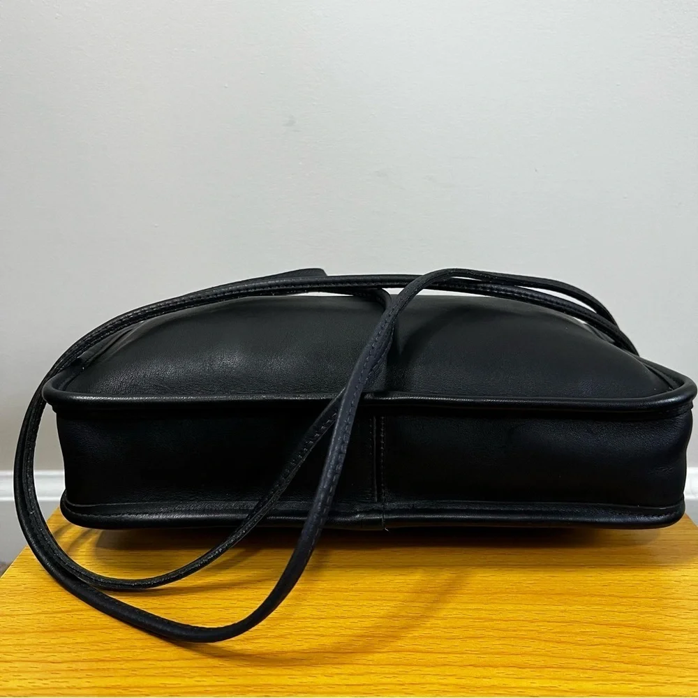 COACH | Vintage Bonnie Cashin Leather Bag